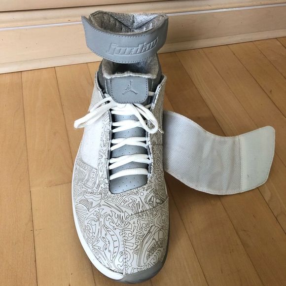 Air Jordan 20 Retro 30th Anniversary Laser Sneakers - Picture 5 of 16